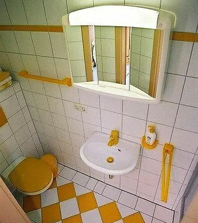 公寓 Ferienwohnung Im Fliederweg *