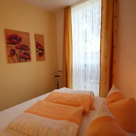 Ferienwohnung Im Fliederweg 瓦伦